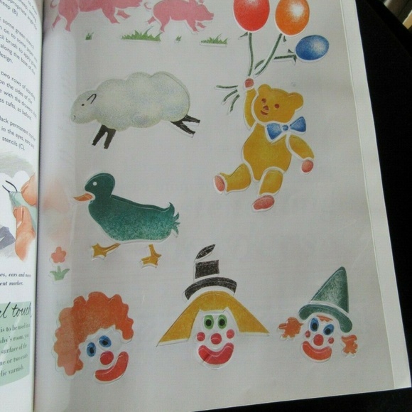 New Never Used Stencil Home Kit Over 30 Stencils - Picture 9 of 9